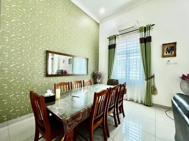 Bungalow House for Sale in Bandar Aman Jaya (Sungai Petani) - Abdul Muhaimin - Dining Room - PropertyGuru.com.my