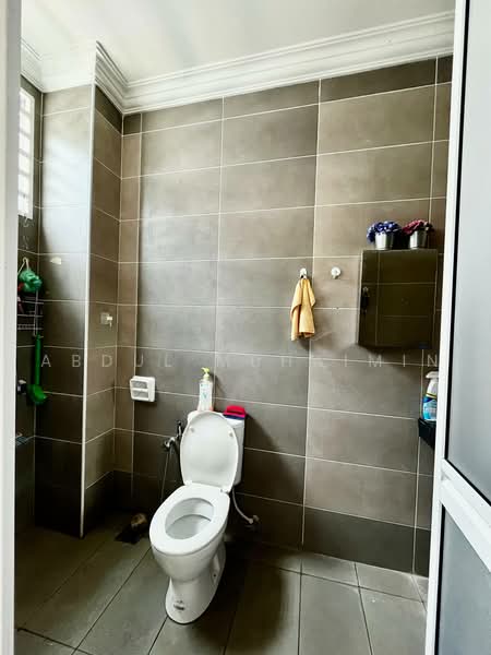 Bungalow House for Sale in Bandar Aman Jaya (Sungai Petani) - Abdul Muhaimin - Bathroom - PropertyGuru.com.my