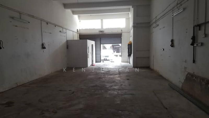 Terrace Factory for Sale in Seksyen 33 (Shah Alam) - Kenji Tan - Interior - PropertyGuru.com.my
