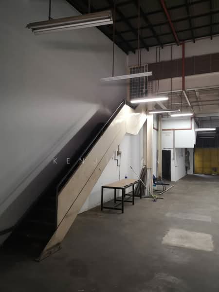 Terrace Factory for Sale in Seksyen 33 (Shah Alam) - Kenji Tan - Interior - PropertyGuru.com.my