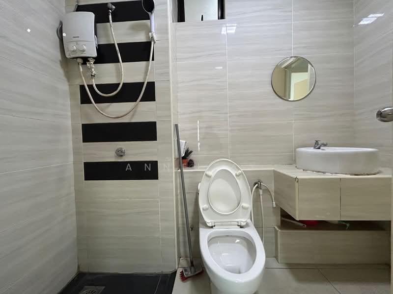 Service Residence for Rent at D'Summit Residences - Anne Tay - Bathroom - PropertyGuru.com.my
