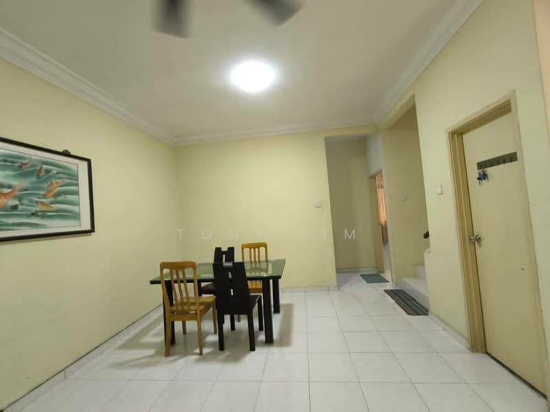 Rumah Teres 2-Tingkat untuk Disewa di Austin Crest (Johor Bahru) - Tony Lim - Dining Room - PropertyGuru.com.my