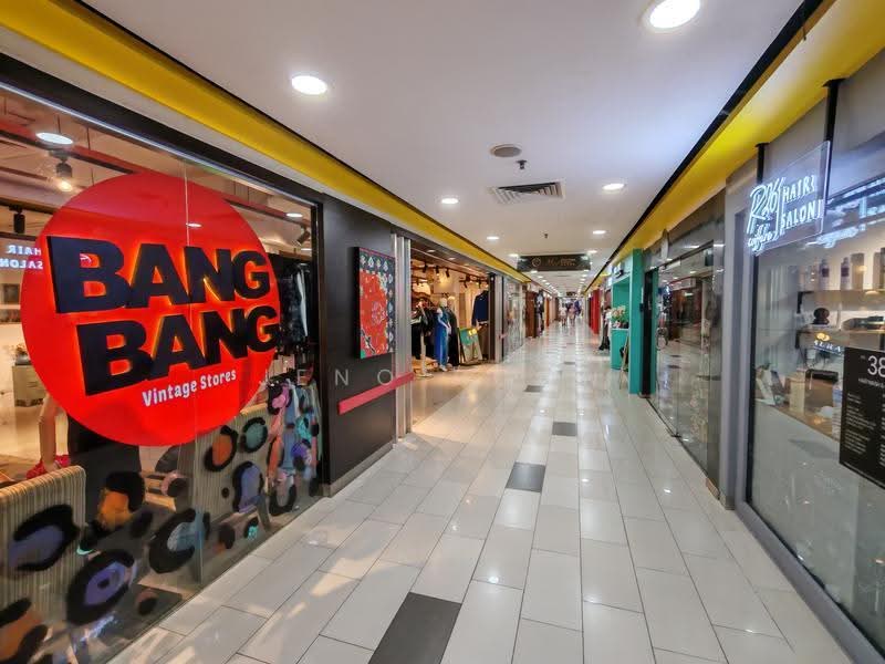 Retail Space for Rent in KL City Centre (Kuala Lumpur) - Jeno Poon - Corridor - PropertyGuru.com.my