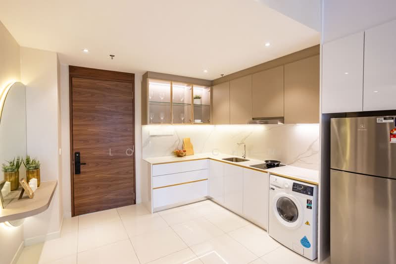 Kediaman Servis untuk Dijual di Golden Crown Residence - Louis Chen - Kitchen - PropertyGuru.com.my