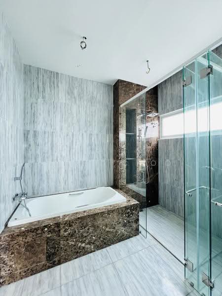 Bungalow House untuk Disewa di Melawati (Selangor) - Lucas Choo - Bathroom - PropertyGuru.com.my