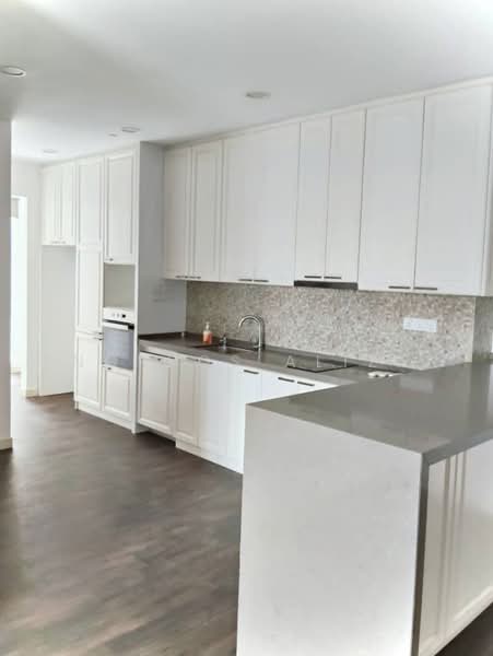Kediaman Servis untuk Disewa di Camellia Serviced Suites - Norros Aliza - Kitchen - PropertyGuru.com.my