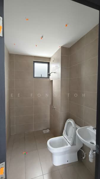 Service Residence for Sale at RESIDENSI IDAMAN RIA - Ee Fong Toh - Bathroom - PropertyGuru.com.my