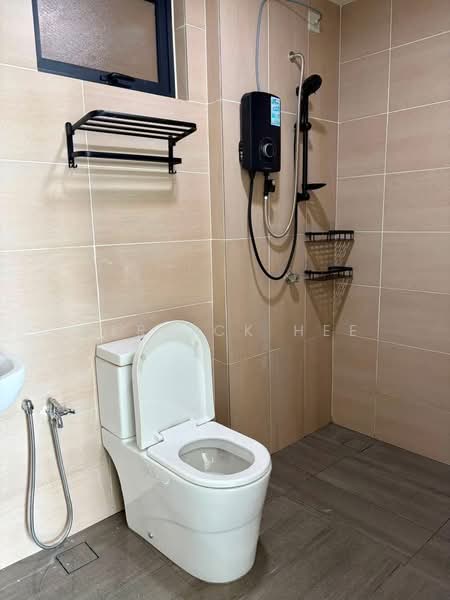 Service Residence for Rent at Parkland Residence - Derrick Hee - Bathroom - PropertyGuru.com.my