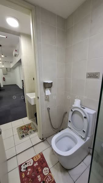 Pejabat untuk Disewa di Bandar Sunway (Sunway) - Gordon Goh - Bathroom - PropertyGuru.com.my