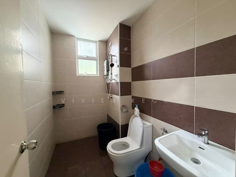 Rumah Kluster untuk Dijual di Taman Nusa Sentral (Iskandar Puteri (Nusajaya)) - Vivien Keck - Bathroom - PropertyGuru.com.my