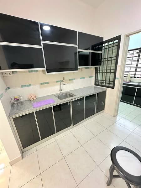 Rumah Teres 2-Tingkat untuk Disewa di Johor Bahru (Johor) - Samantha Tang - Kitchen - PropertyGuru.com.my