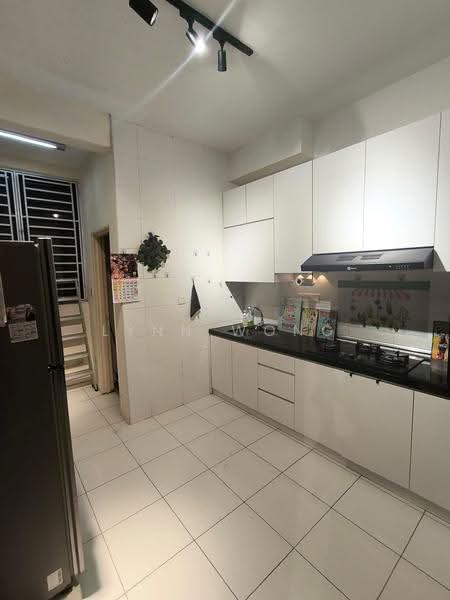 Service Residence for Rent at Sky Gardens Residences - Lynn Wong - Kitchen - PropertyGuru.com.my