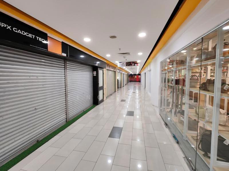 Retail Space for Rent in KL City Centre (Kuala Lumpur) - Jeno Poon - Corridor - PropertyGuru.com.my