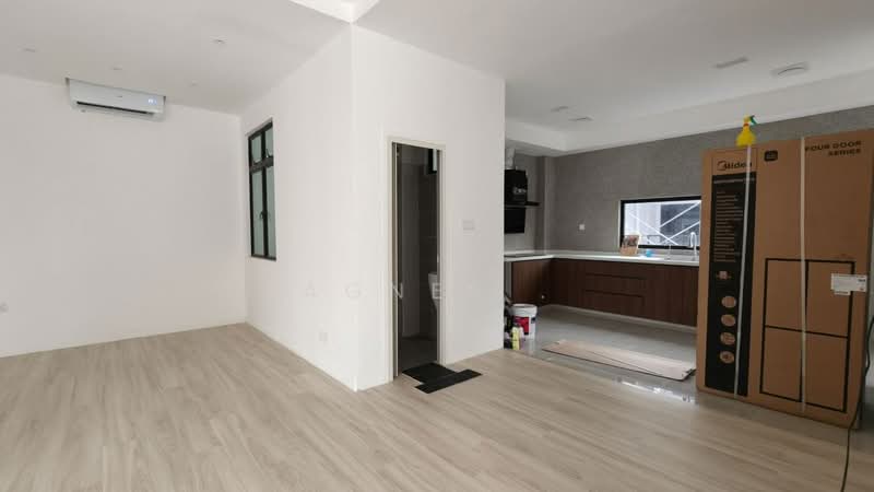 Rumah Teres 2-Tingkat untuk Dijual di Taman Dato Onn (Johor Bahru) - Agnes . - Kitchen - PropertyGuru.com.my