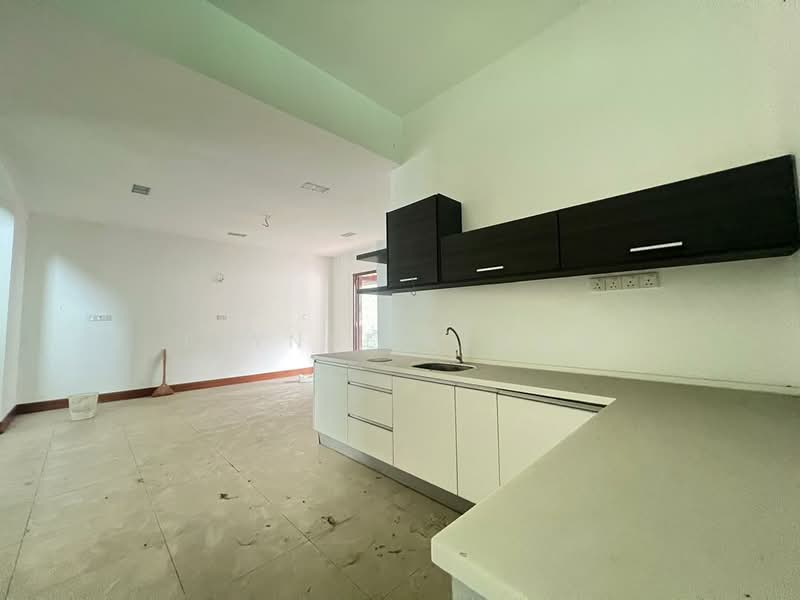 Bungalow House for Sale in Batu Uban (Gelugor) - Elynne Leong - PropertyGuru.com.my