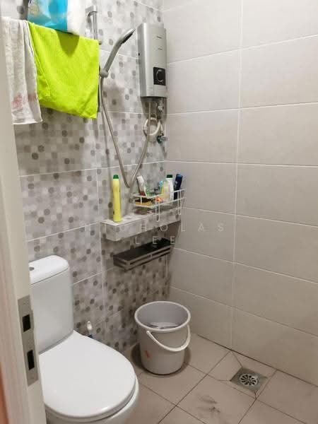 Semi-D Factory for Rent in Taman Perindustrian Puchong (Puchong) - Nicholas Lee - Bathroom - PropertyGuru.com.my