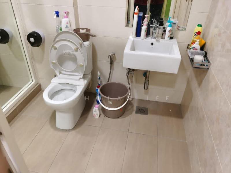 Semi-D Factory for Rent in Taman Perindustrian Puchong (Puchong) - Nicholas Lee - Bathroom - PropertyGuru.com.my