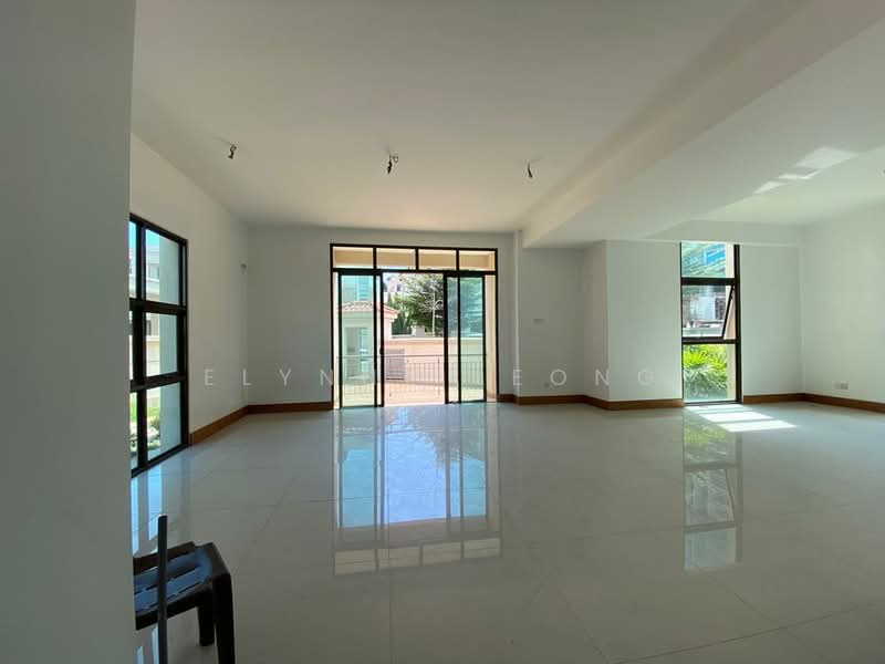 Bungalow House for Sale in Batu Uban (Gelugor) - Elynne Leong - PropertyGuru.com.my