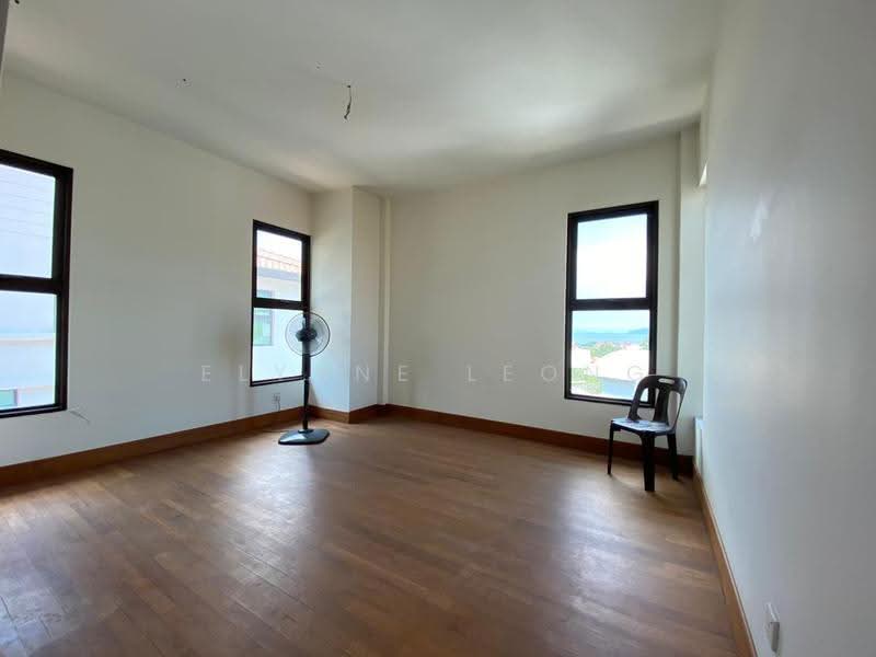 Bungalow House for Sale in Batu Uban (Gelugor) - Elynne Leong - PropertyGuru.com.my