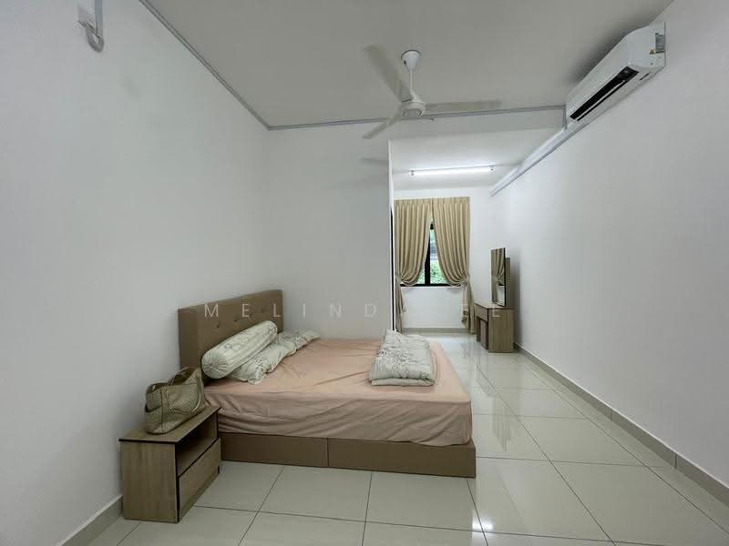 Rumah Kluster untuk Disewa di Bandar Cemerlang (Ulu Tiram) - Melinda Ee - Bedroom - PropertyGuru.com.my