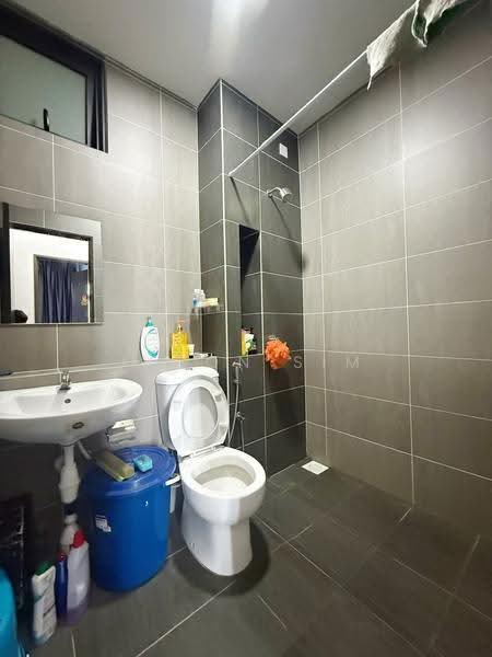 Kediaman Servis untuk Dijual di 8Scape Residence @ Sutera - Jason Sim - Bathroom - PropertyGuru.com.my