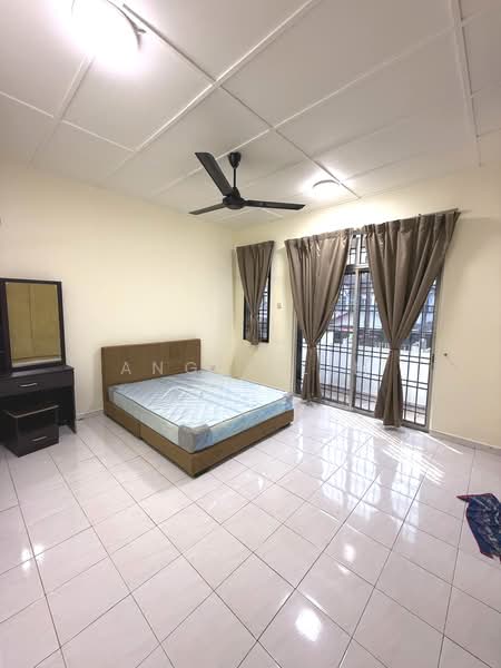 2-storey Terraced House for Rent in Bukit Indah (Ampang) - Angel Lim - Bedroom - PropertyGuru.com.my