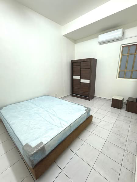 2-storey Terraced House for Rent in Bukit Indah (Ampang) - Angel Lim - Bedroom - PropertyGuru.com.my