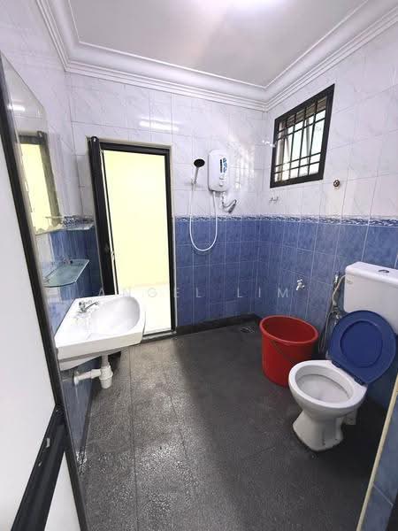 2-storey Terraced House for Rent in Bukit Indah (Ampang) - Angel Lim - Bathroom - PropertyGuru.com.my