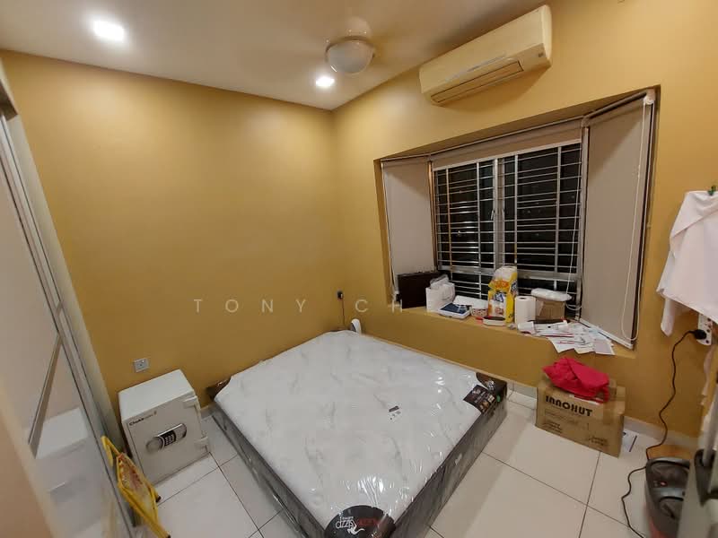 Pangsapuri untuk Dijual di Sri Kristal - Tony Cheah - Bedroom - PropertyGuru.com.my