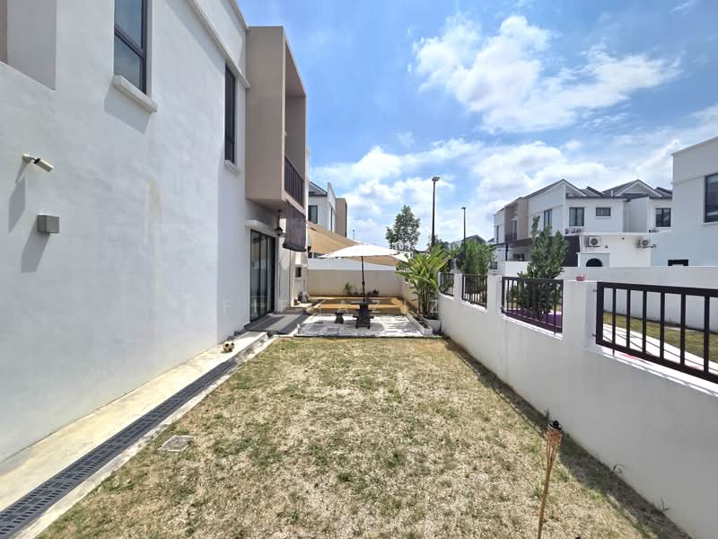 2-storey Terraced House for Sale in Alam Impian (Shah Alam) - Afif Azizan - Exterior - PropertyGuru.com.my