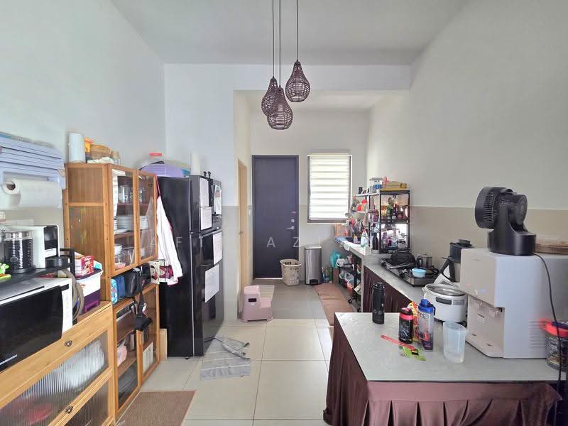 2-storey Terraced House for Sale in Alam Impian (Shah Alam) - Afif Azizan - Kitchen - PropertyGuru.com.my