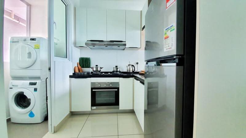 Kondominium untuk Dijual di Tropicana Bay Residences - Leong . - Kitchen - PropertyGuru.com.my