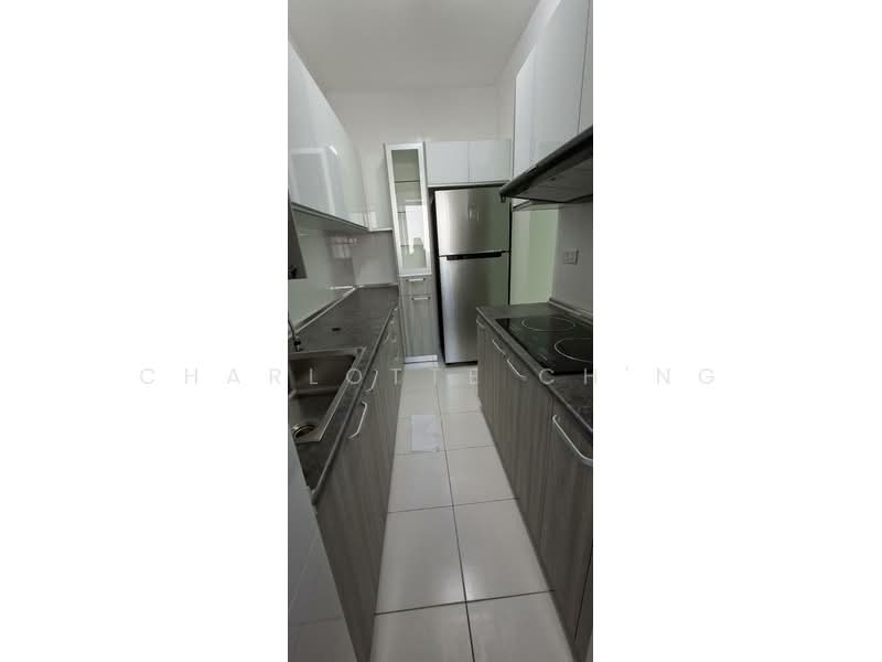 Kondominium untuk Disewa di i-Santorini - Charlotte Ch'ng - Kitchen - PropertyGuru.com.my