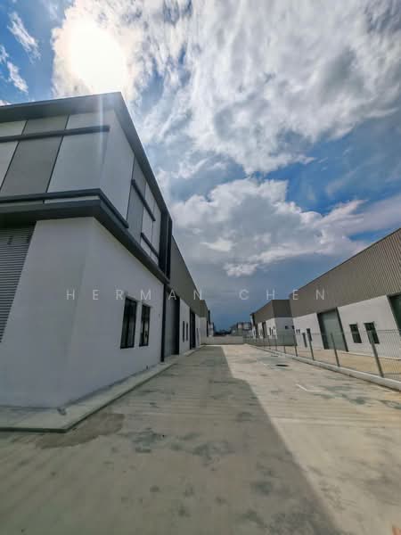 Kilang Berkembar untuk Disewa di Eco Business Park 1 (Johor Bahru) - Herman Chen - PropertyGuru.com.my