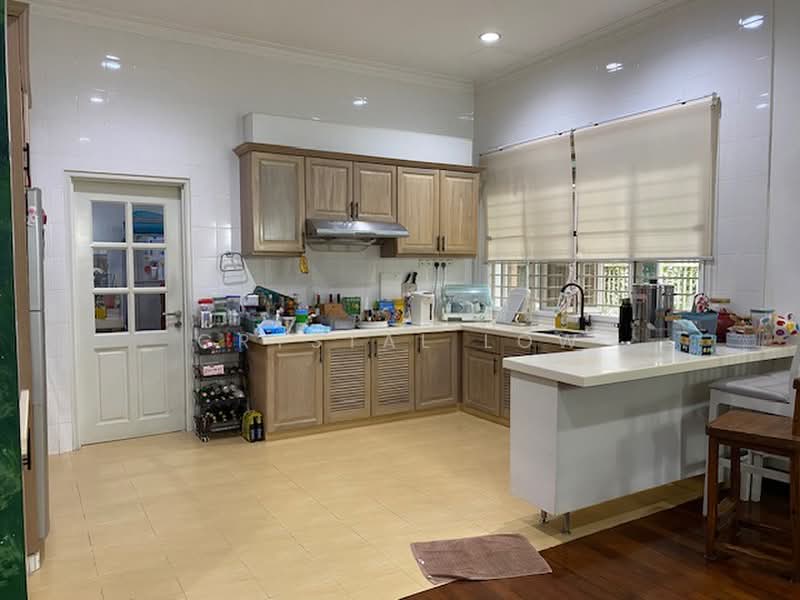 Bungalow House untuk Dijual di Perdana Lakeview East (Cyberjaya) - Crystal Low - Kitchen - PropertyGuru.com.my