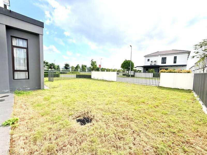 Rumah Teres untuk Dijual di Eco Grandeur (Puncak Alam) - Kamaruzaman Omar - Exterior - PropertyGuru.com.my