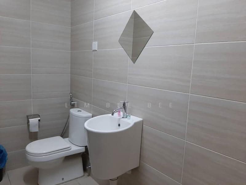 Kediaman Servis untuk Disewa di Serviced Residence @ 3 Towers - Lim Bee Bee - Bathroom - PropertyGuru.com.my
