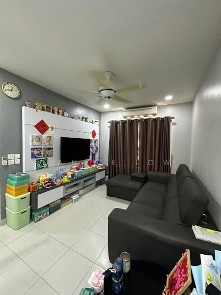 Pangsapuri untuk Disewa di Seri Jati - Janice Low - Living Room - PropertyGuru.com.my