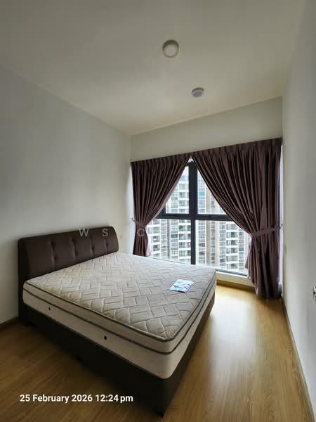 Kondominium untuk Dijual di Amberside @ Country Garden Danga Bay - Ws Chong - Bedroom - PropertyGuru.com.my