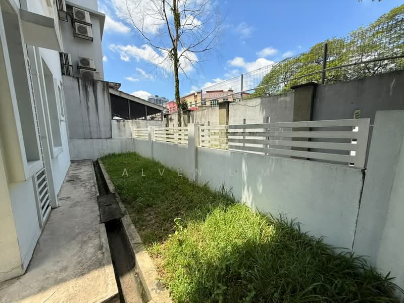 Rumah Berkembar untuk Dijual di Laman Rimbunan (Kepong) - Alven Lim - Exterior - PropertyGuru.com.my