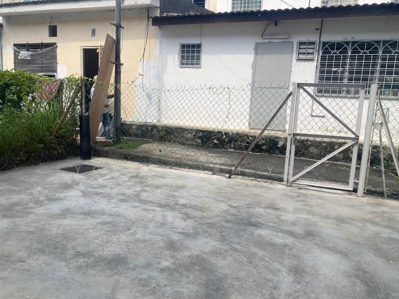 2-storey Terraced House for Rent in Kajang (Selangor) - Yoke Khiem Yap - Exterior - PropertyGuru.com.my