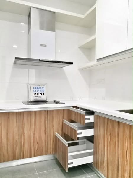 Service Residence for Sale at Setia Sky 88 - Christina Ang - Kitchen - PropertyGuru.com.my