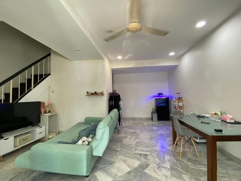 Rumah Teres 2-Tingkat untuk Dijual di Usj 6 (Subang Jaya) - Soh BC - Living Room - PropertyGuru.com.my