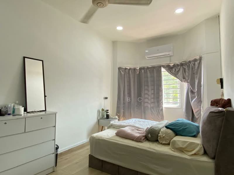 Rumah Teres 2-Tingkat untuk Dijual di Usj 6 (Subang Jaya) - Soh BC - Bedroom - PropertyGuru.com.my