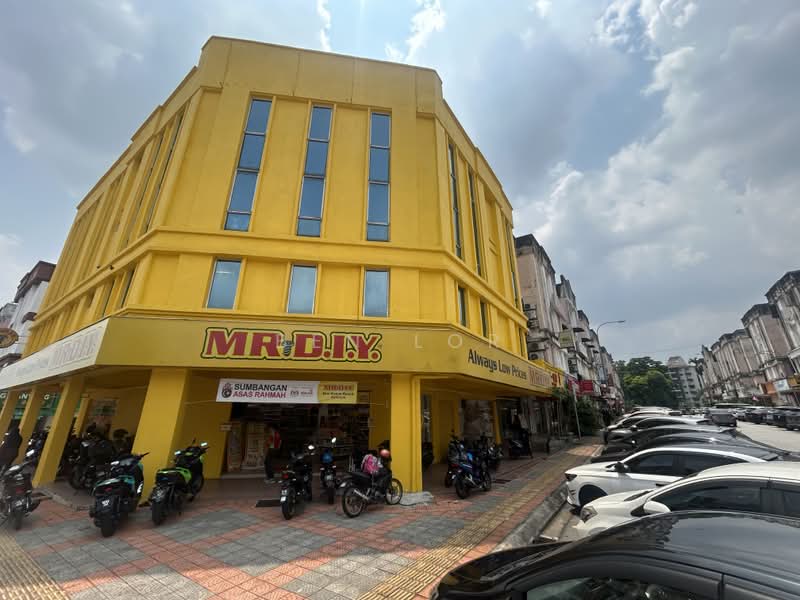 Kedai untuk Disewa di Kepong (Kuala Lumpur) - Ben Lor - Exterior - PropertyGuru.com.my