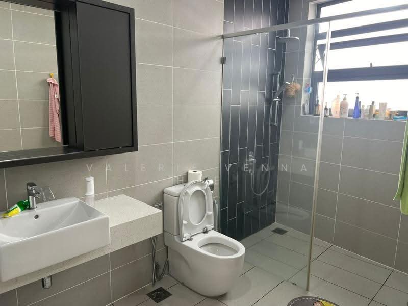 Service Residence for Sale at The Cruise Residence - Valerie Venna Hee - PropertyGuru.com.my