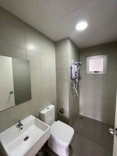 Kondominium untuk Disewa di Sofiya Residensi - Jc Lee - Bathroom - PropertyGuru.com.my