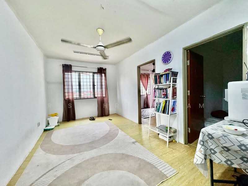 Apartment for Sale at Seri Aman Apartment - Dr Shahril Nizam - Living Room - PropertyGuru.com.my