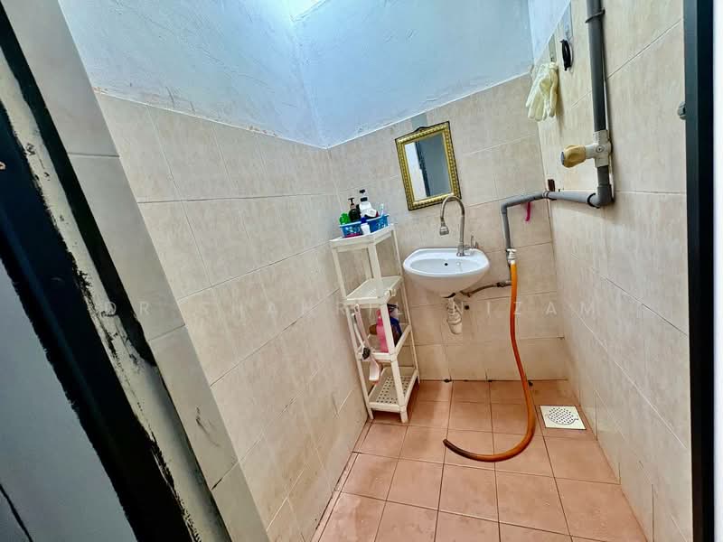 Apartment for Sale at Seri Aman Apartment - Dr Shahril Nizam - Bathroom - PropertyGuru.com.my