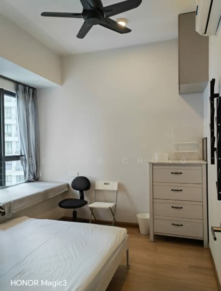 Kondominium untuk Disewa di Royal Strand @ Country Garden Danga Bay - Benson Chong - Bedroom - PropertyGuru.com.my